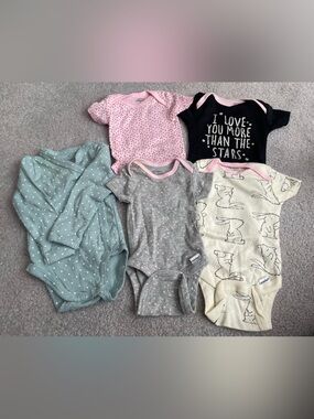 5 piece newborn Carter's Baby One-Piece Bodysuits, Pink, Navy, Gray, Mint, Cream